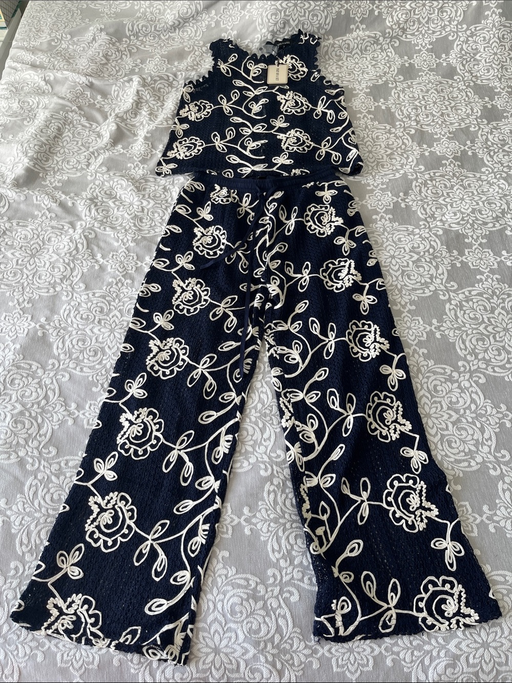 New Solitaire Navy and White Floral Wide-Leg Jumpsuit M - Picture 5 of 11